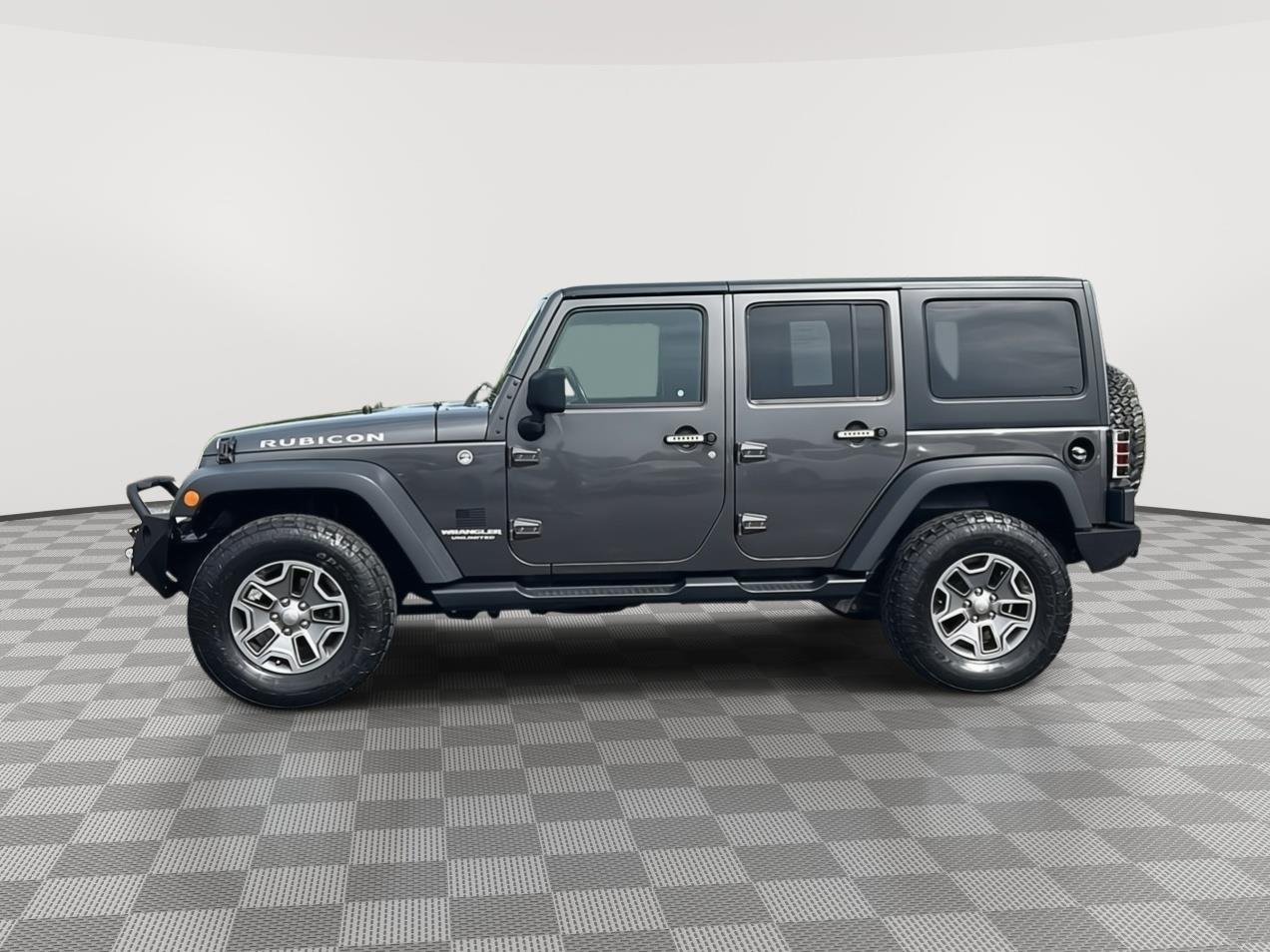 Used 2017 Granite Crystal Metallic Clearcoat Jeep Rubicon image 8