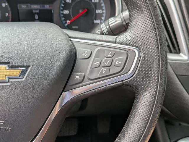 Used 2025 Gray Chevrolet LT image 17