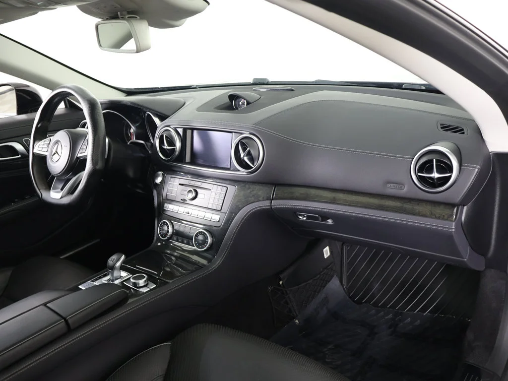 Used 2018 Black Mercedes-Benz SL 450 image 29
