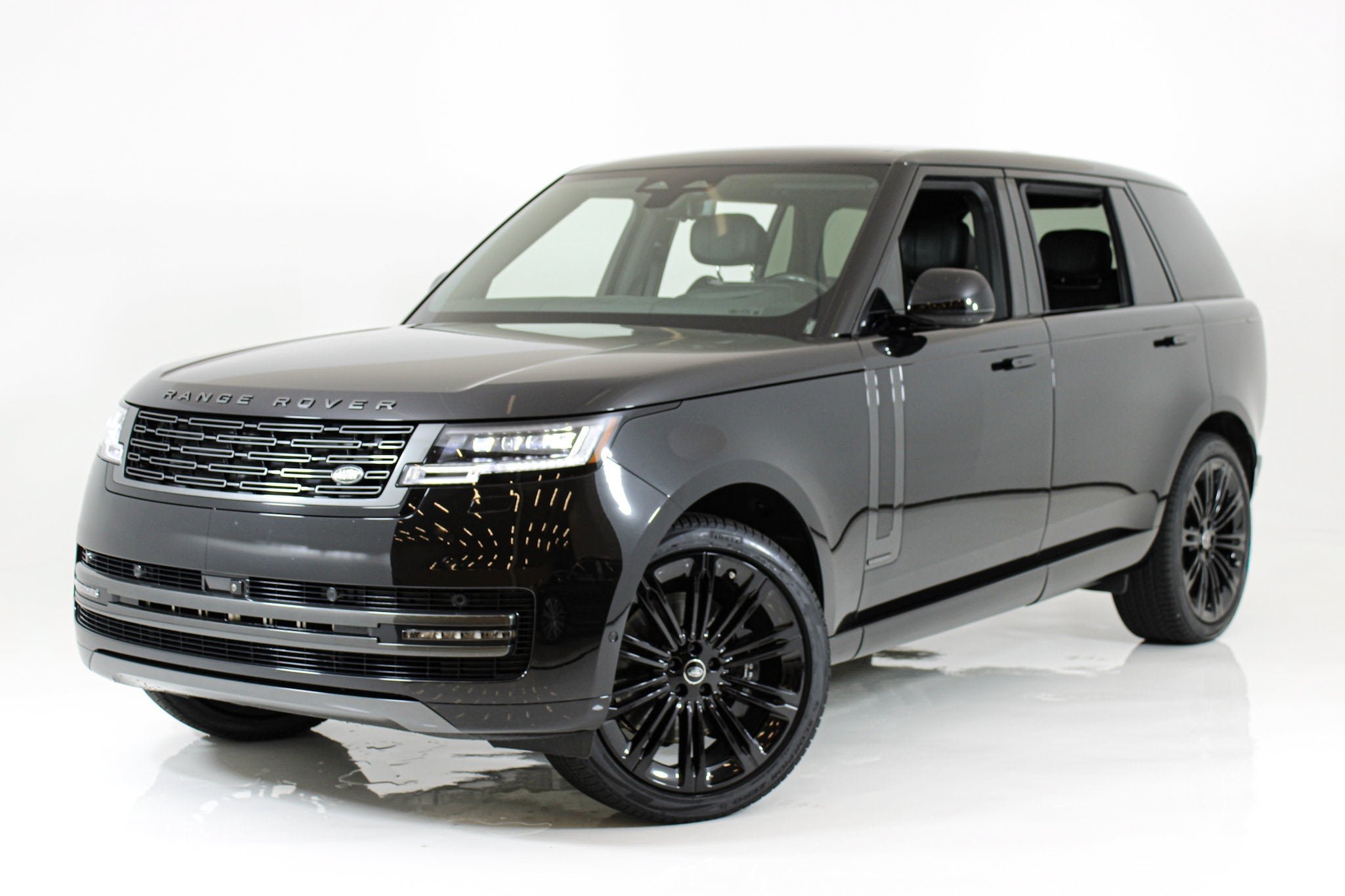 Used 2025 Black Land Rover Autobiography image 50