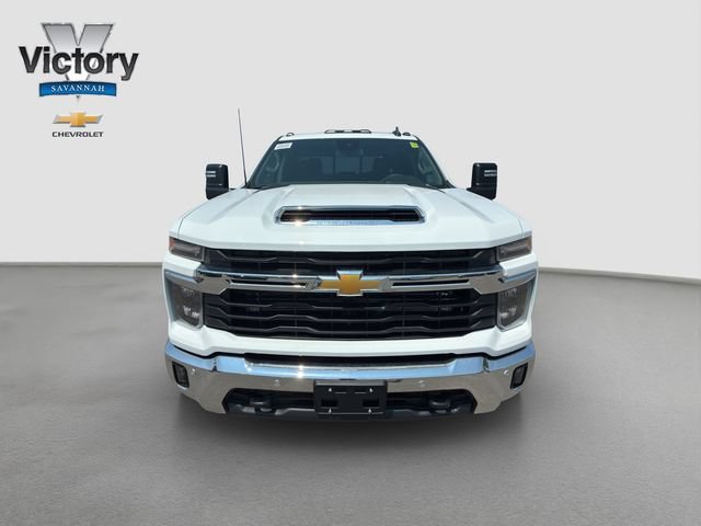 2026 Chevrolet Silverado 3500 HD LT - Photo 2