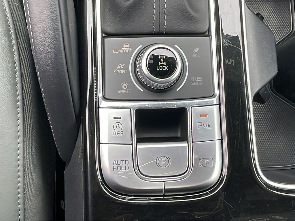 Used 2023 Black Kia SX-Prestige X-Pro image 21