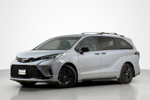 2025 Toyota Sienna XSE
