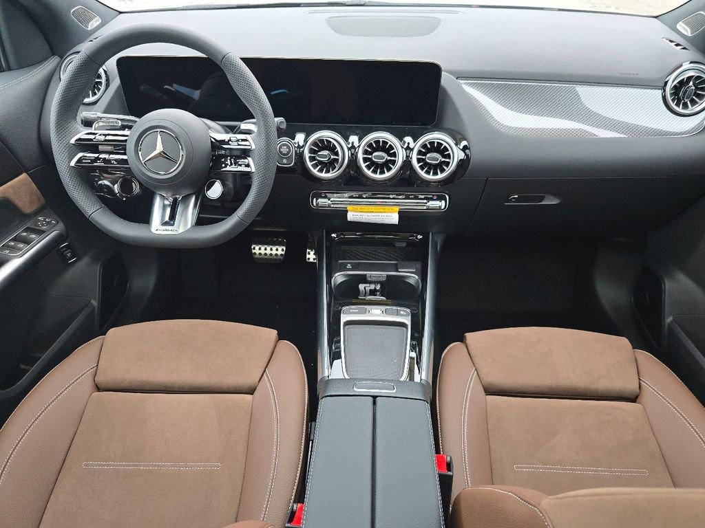 New 2026 MANUFAKTUR Alpine Grey Mercedes-Benz GLA 35 AMG® image 59