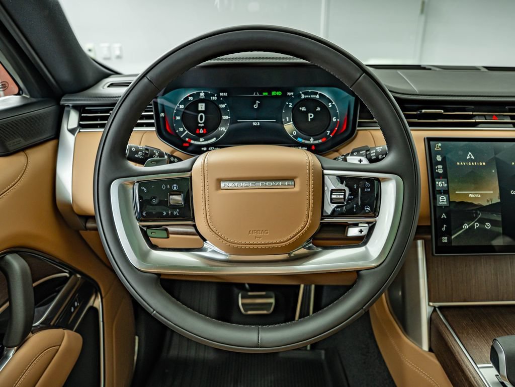 New 2026 Santorini Black Land Rover SE image 23