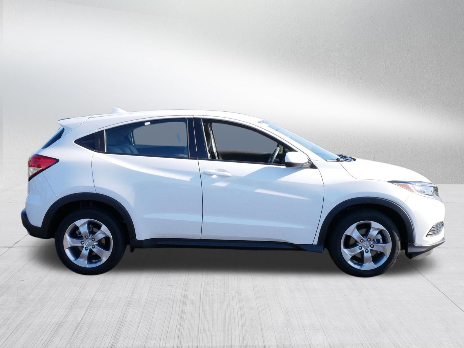 Used 2021 Platinum White Pearl Honda LX image 7