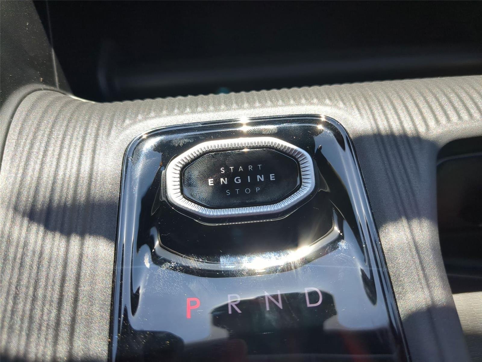 New 2026 Red Hot Pearl-Coat Exterior Paint Jeep Limited image 22
