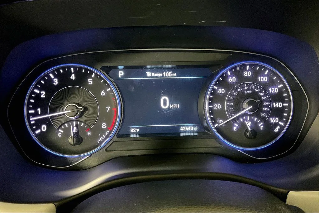 Used 2021 White Hyundai SEL image 20