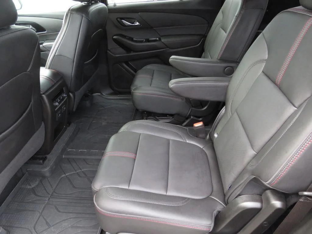 Used 2023 Summit White Chevrolet RS image 24