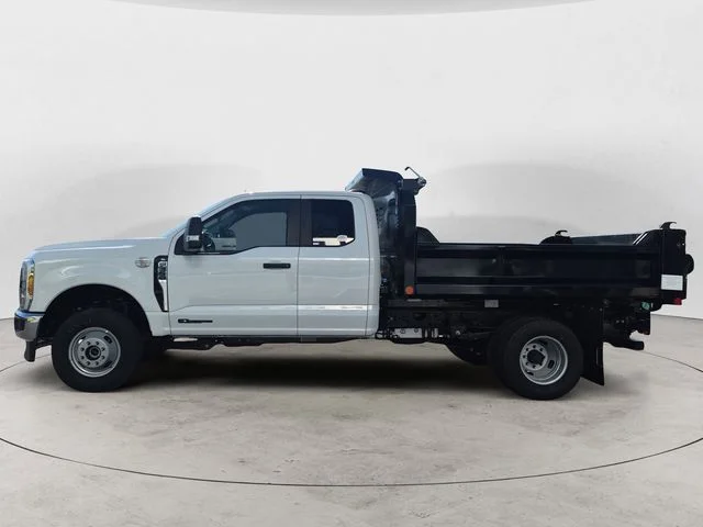 2025 Ford F-350 Super Duty Chassis Cab XL - Photo 8