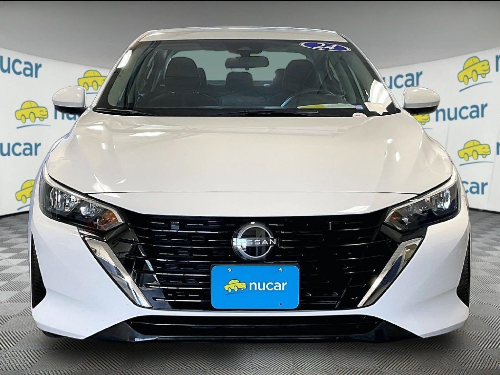 Used 2024 White Nissan SV image 2