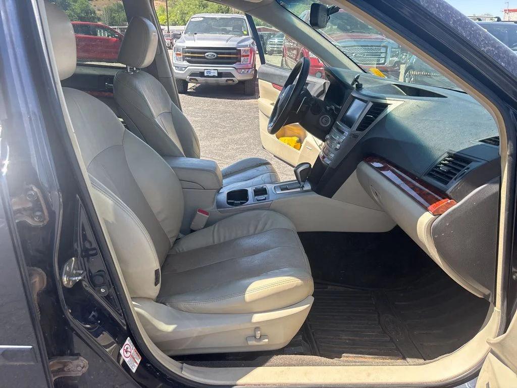 Used 2012 Deep Indigo Pearl Subaru 3.6R image 10