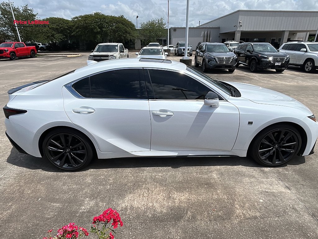 Used 2025 Ultra White Lexus F SPORT Design image 5