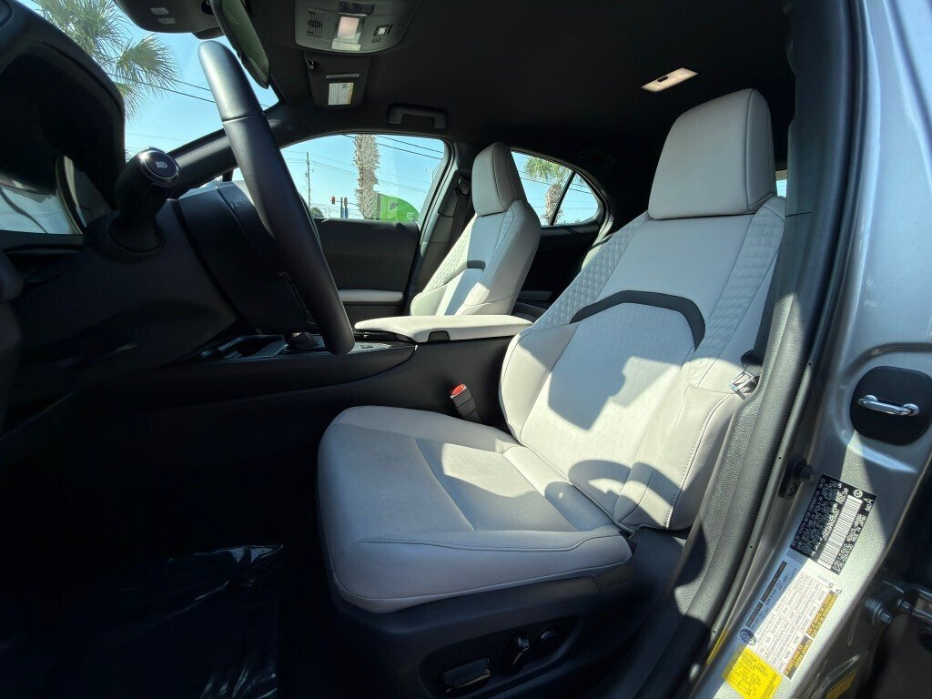 Certified Used 2022 ATOMIC SILVER Lexus UX 200 image 12