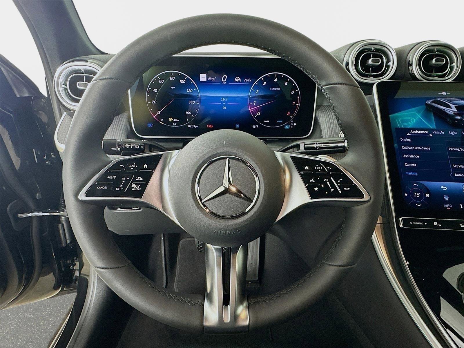 Used 2026  Mercedes-Benz GLC 300 image 11