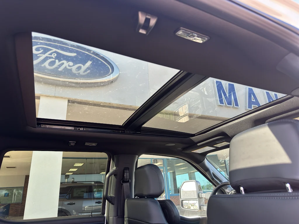 New 2026 Star White Ford Platinum image 39