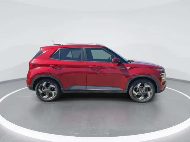 Used 2024 Red Hyundai Limited image 2