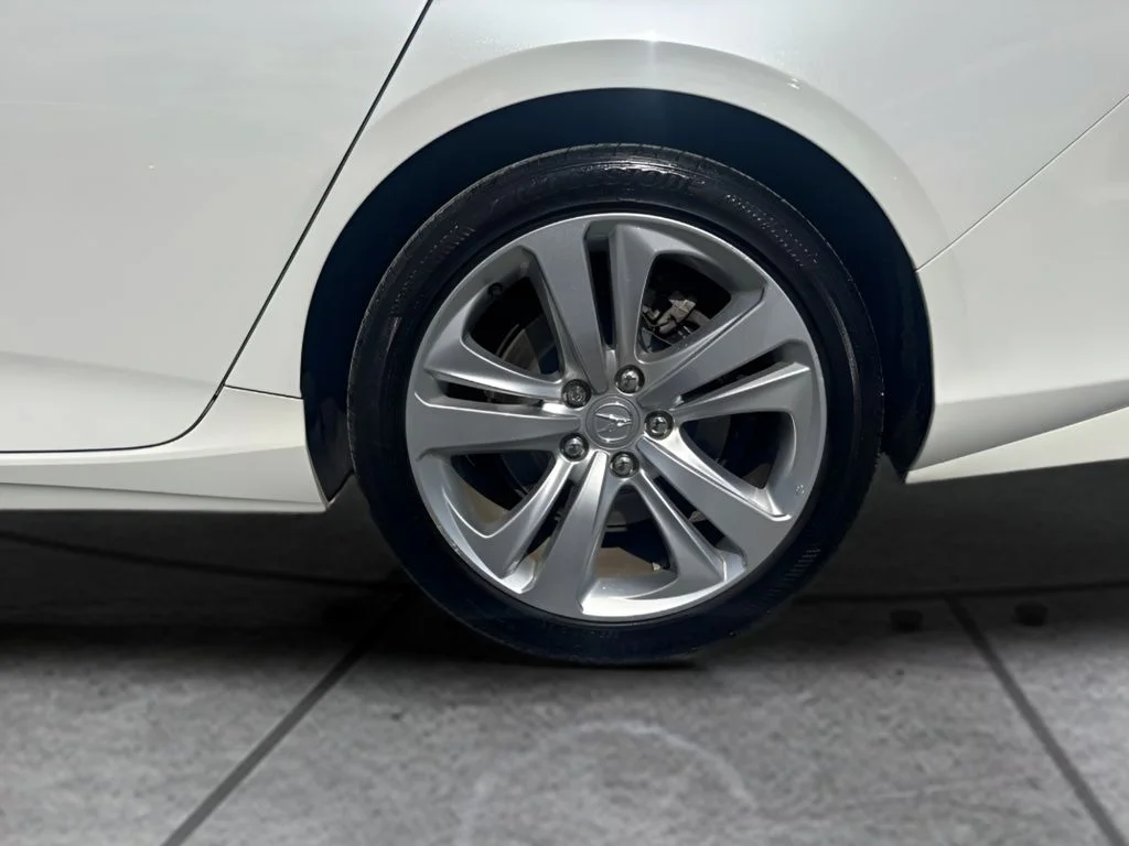 Used 2023 White Acura Technology Package image 27
