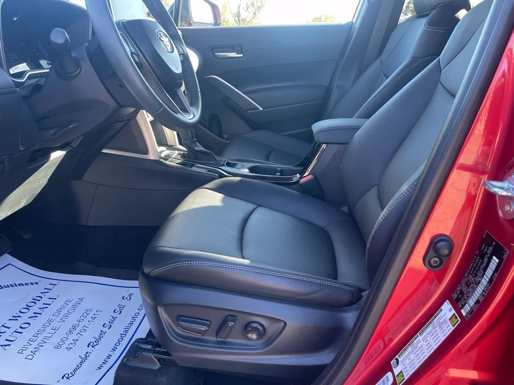 Used 2025 Red Toyota XLE image 16