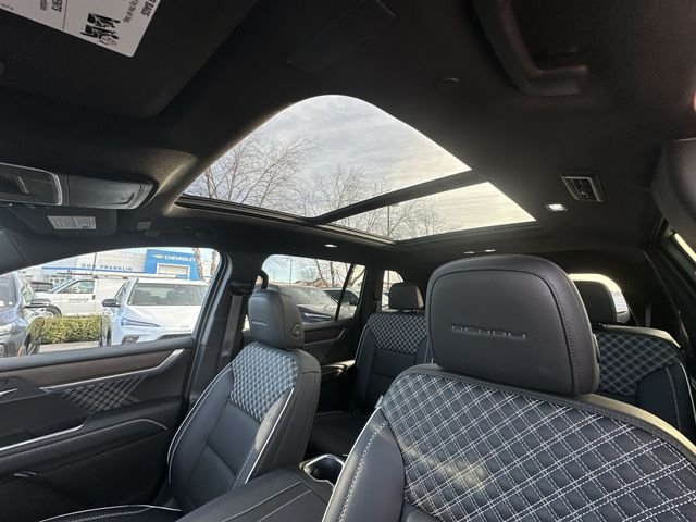 Certified Used 2024  GMC Denali image 30