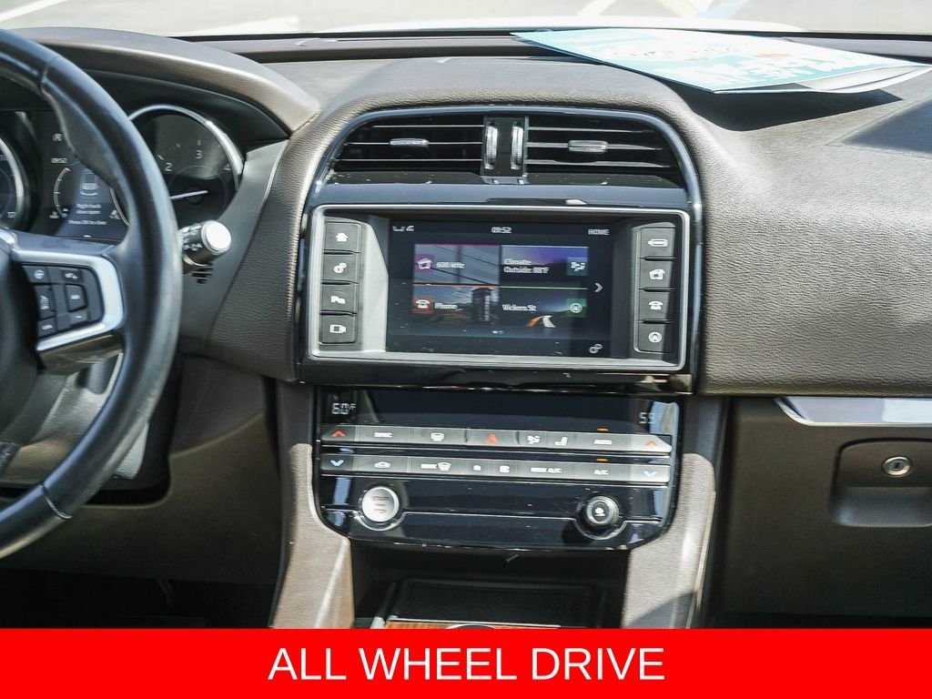 Used 2018 White Jaguar 20d Prestige image 15