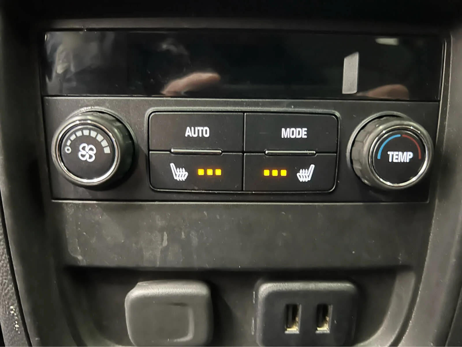 Used 2016 Ebony Twilight Metallic Buick Premium I image 32