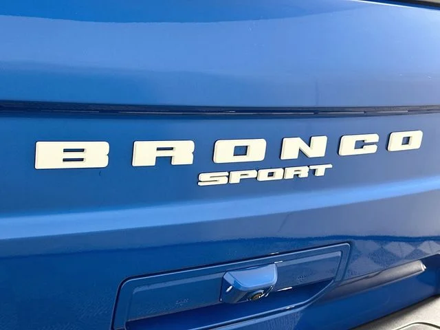 Certified Used 2025 Blue Ford Outer Banks image 28