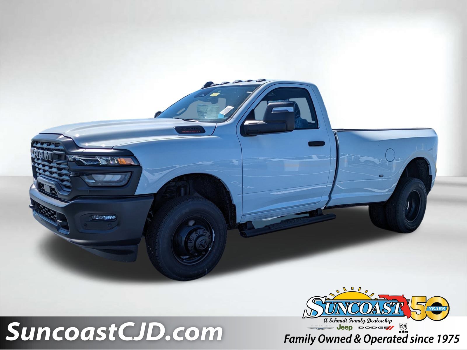 2025 RAM 3500 Tradesman 4X4 Regular cab's photo
