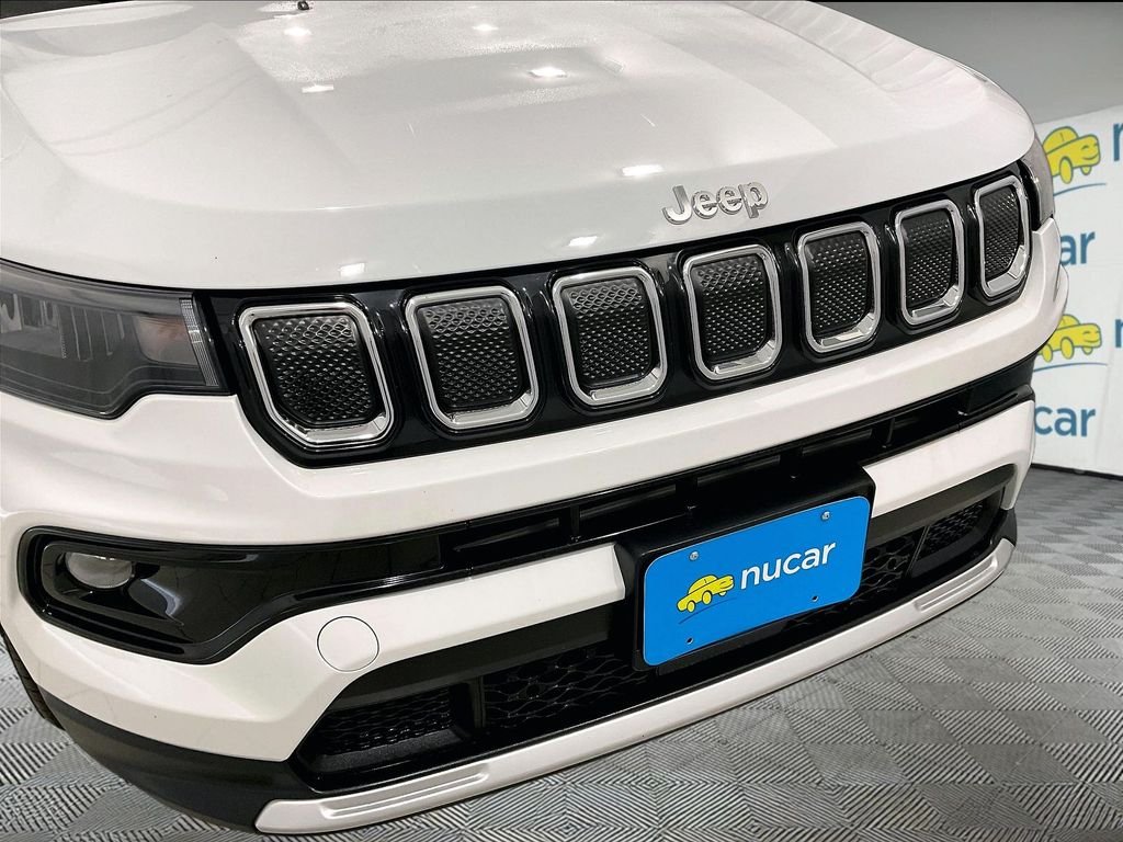 Used 2022 White Jeep Limited image 31