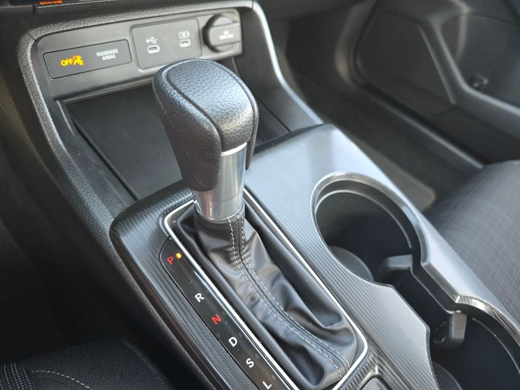 Used 2025 Silver Honda LX image 25