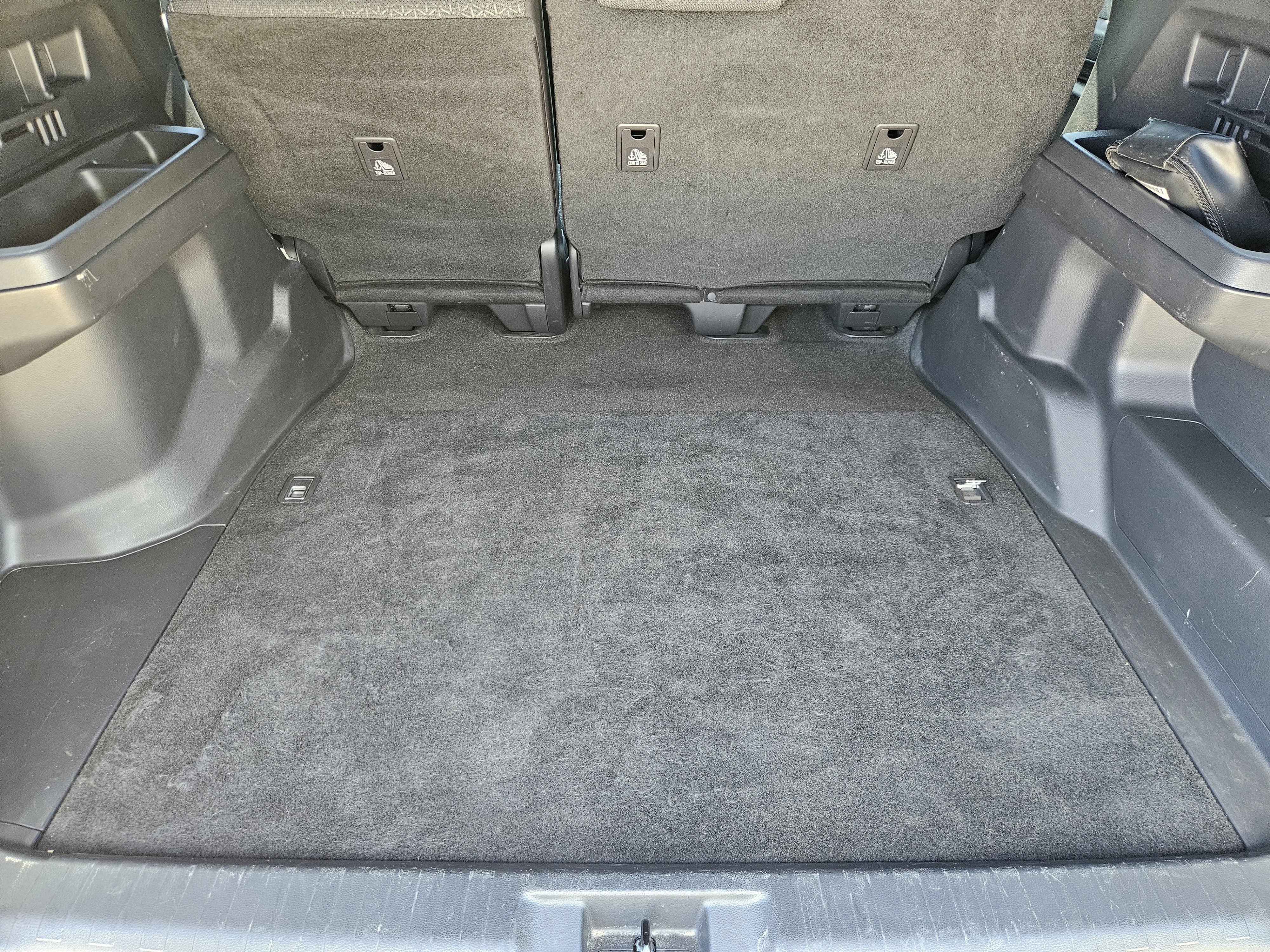 Used 2025 Underground Toyota SR5 image 31