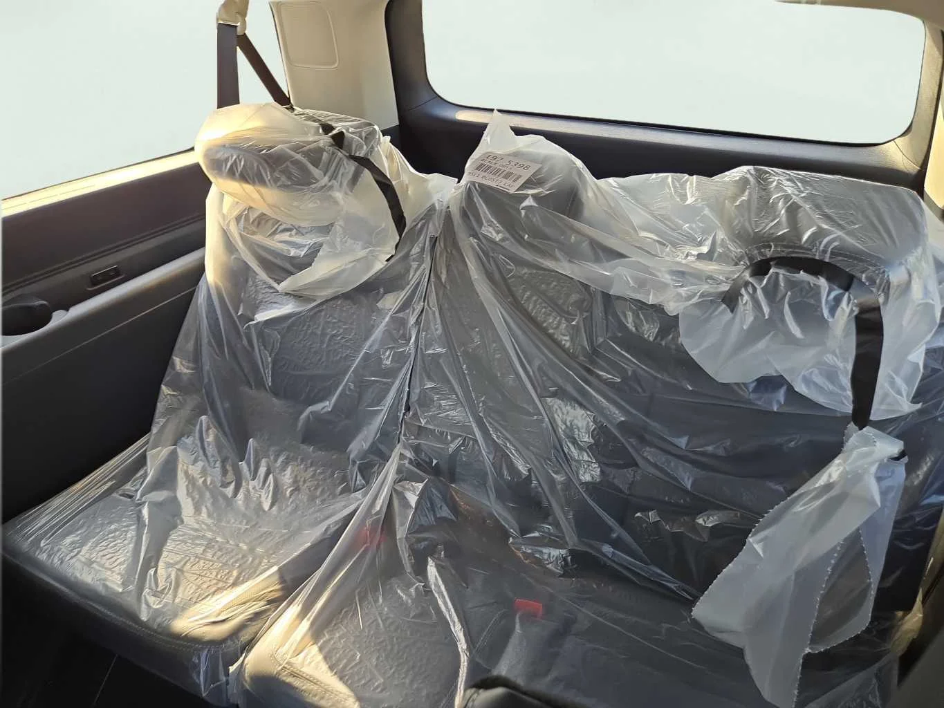 New 2027 Glacier Gray Metallic Tri-Coat Ford MAX Platinum image 25