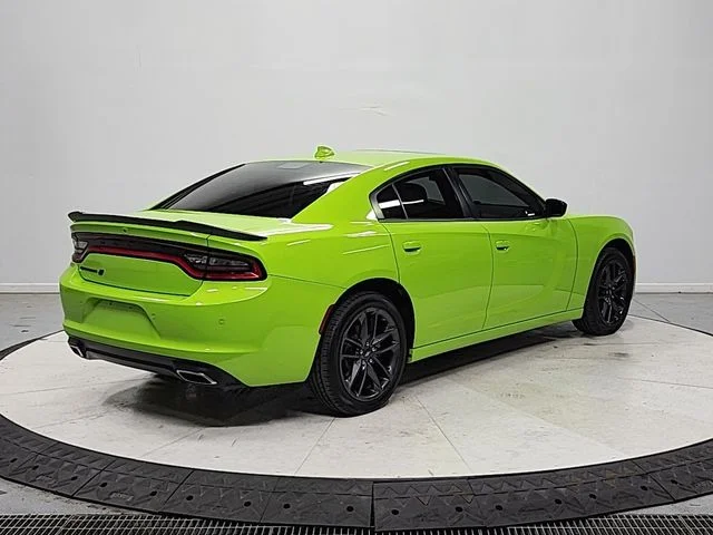 Used 2023 Green Dodge SXT image 7