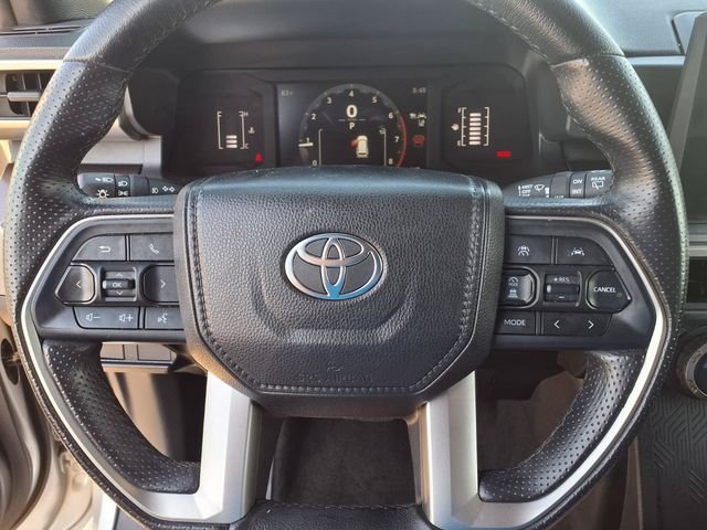 Used 2025  Toyota SR5 image 20