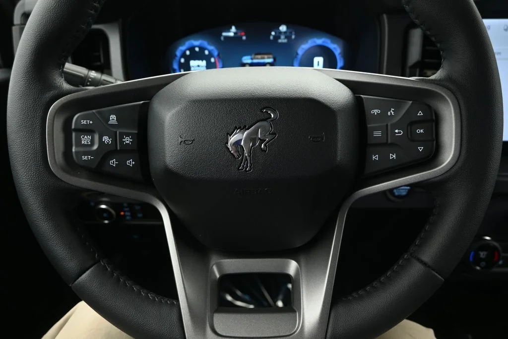New 2026 Desert Sand Ford Badlands® image 32