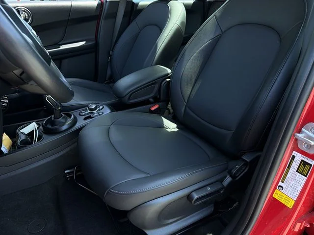 Used 2024 Red MINI Base image 21