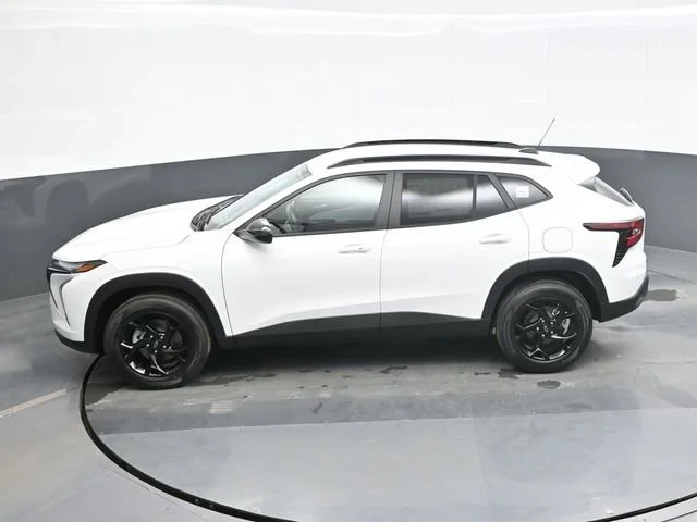 New 2026 Summit White Chevrolet LT image 12