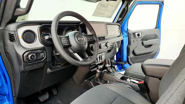 New 2026 Hydro Blue Pearl-Coat Exterior Paint Jeep Sport S image 16