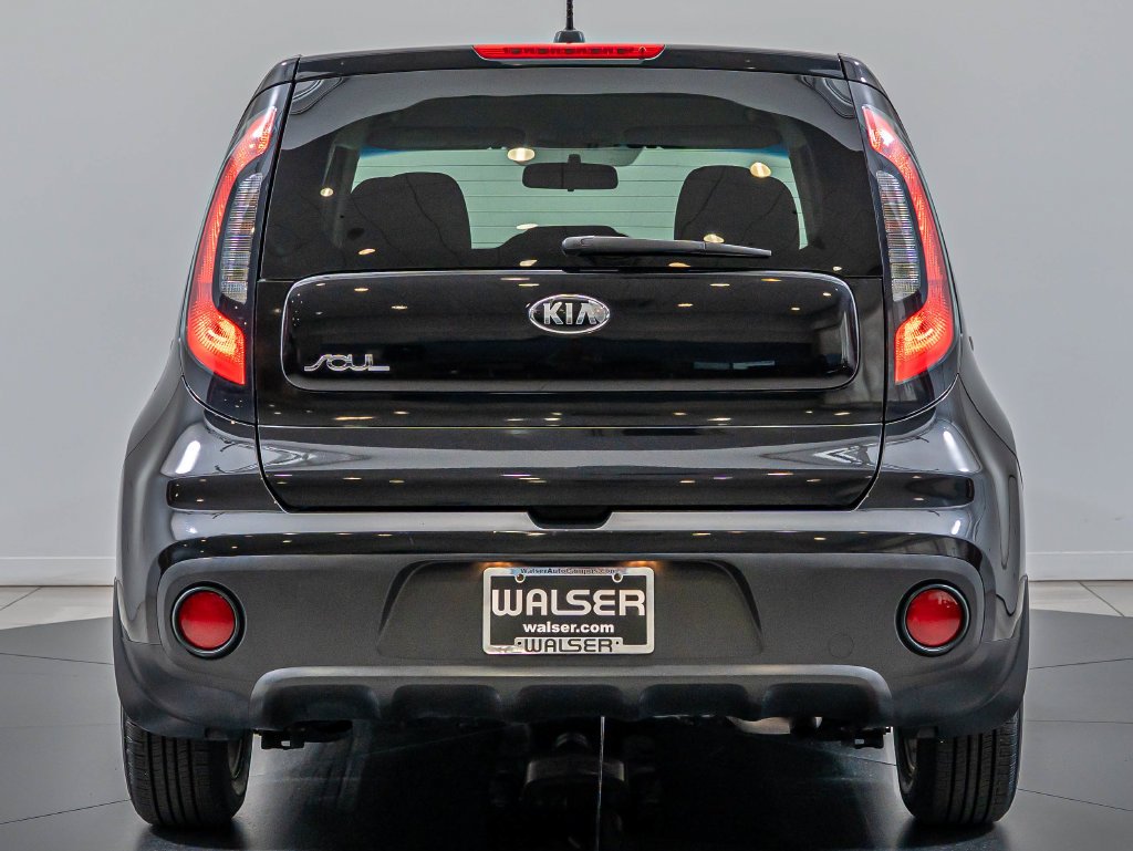 Used 2017 Shadow Black Kia  image 7