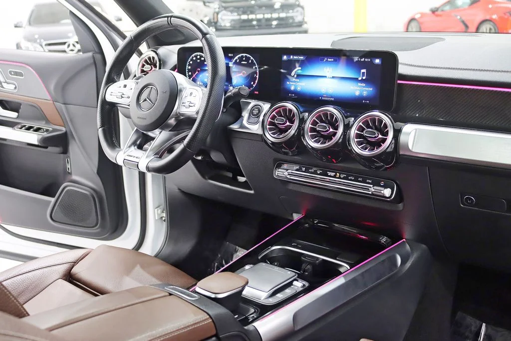 Used 2022  Mercedes-Benz GLB 35 AMG® image 30