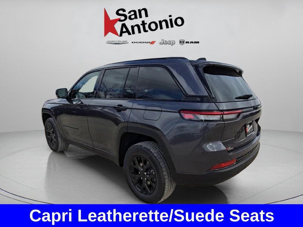 New 2025 Baltic Gray Metallic Clear-Coat Exterior Paint Jeep Altitude X image 10