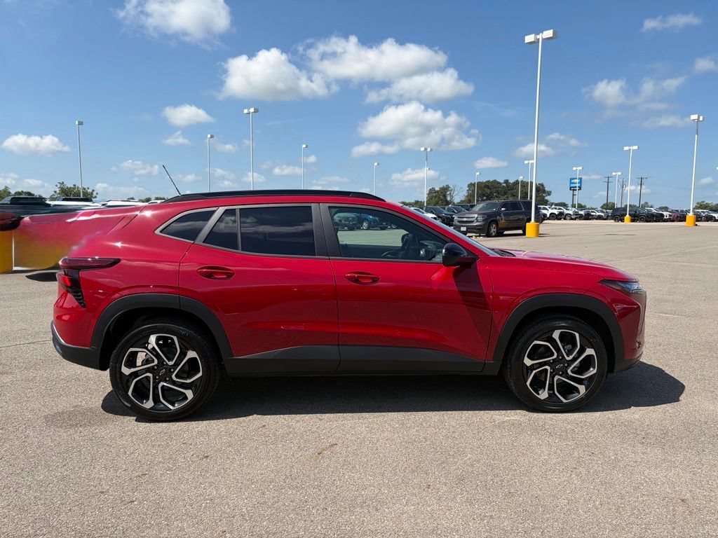 2026 Chevrolet Trax RS - Photo 6