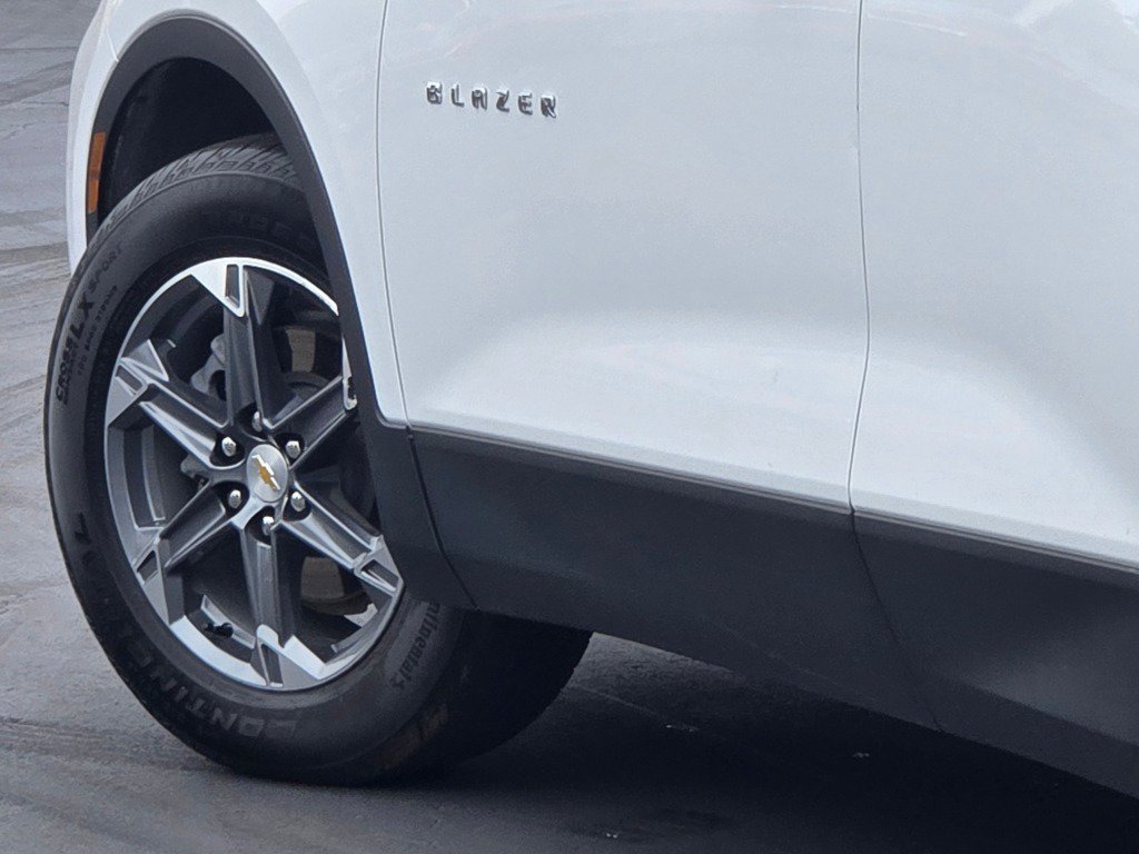 2024 Chevrolet Blazer 2LT - Photo 18