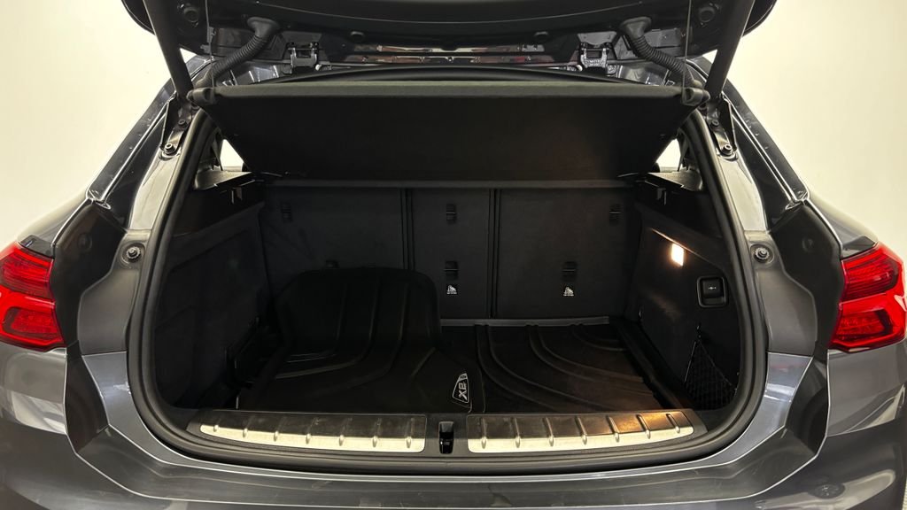 Used 2019 Gray BMW xDrive28i image 39