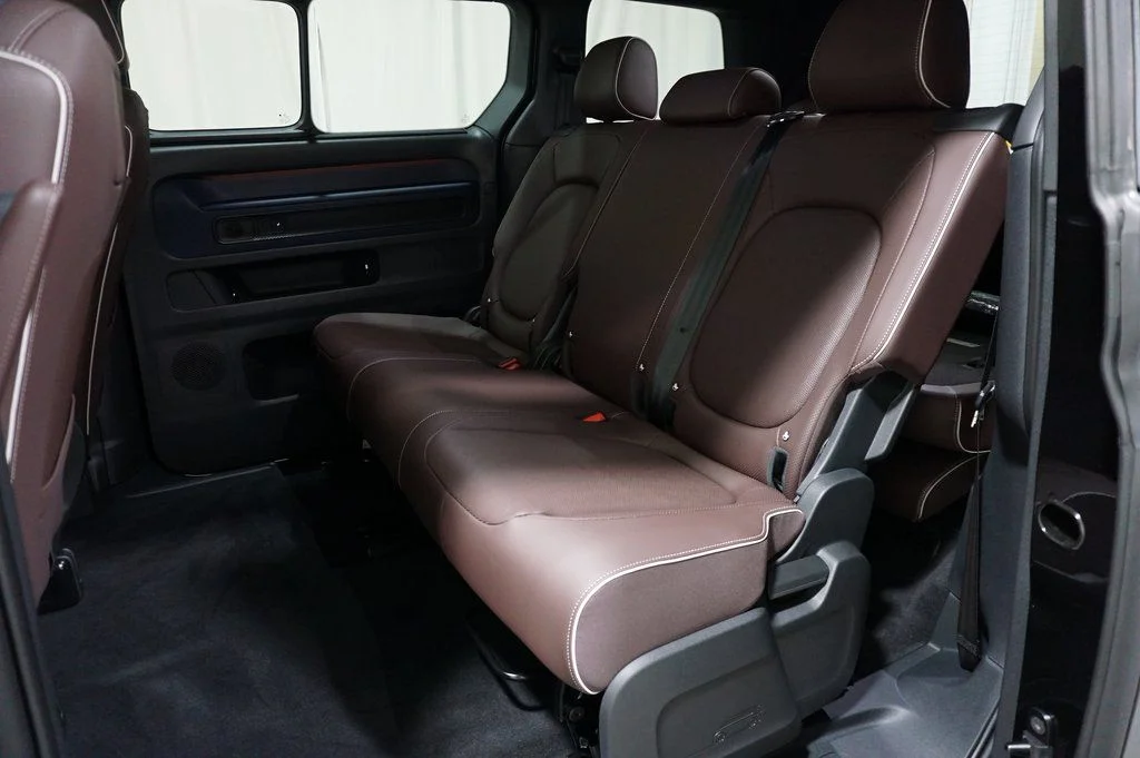 2025 Volkswagen ID. Buzz Pro S - Photo 13