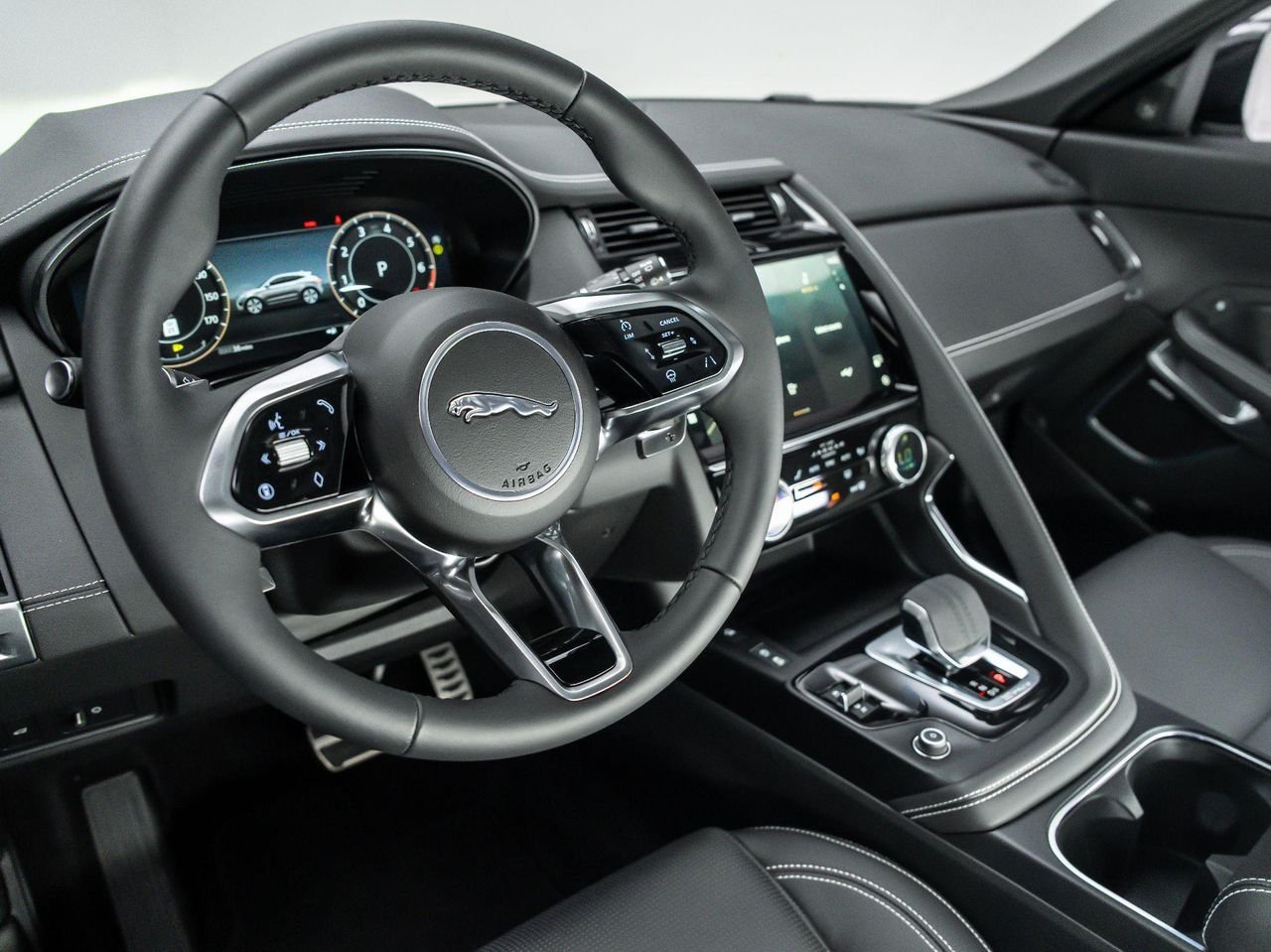 2024 Jaguar E-Pace R-DYNAMIC SE - Photo 17