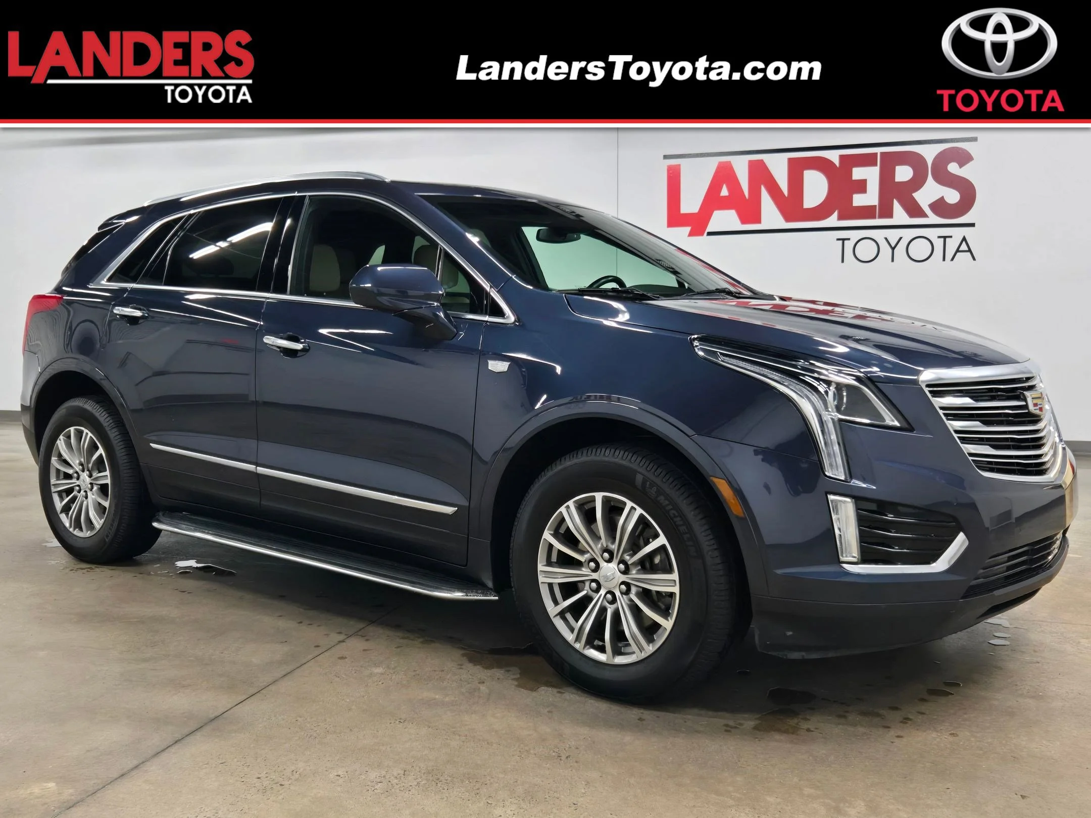 2019 Cadillac XT5 FWD Luxury's photo