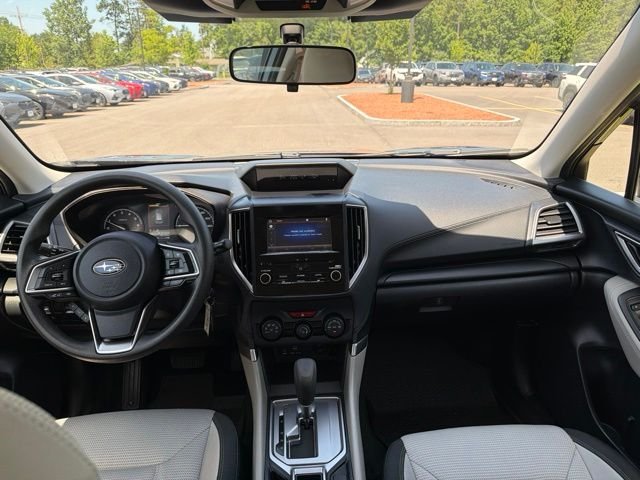 Used 2023 Gray Subaru Base image 11