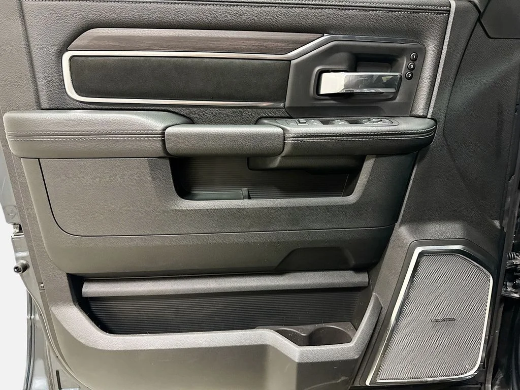 2026 RAM 2500 Laramie - Photo 23