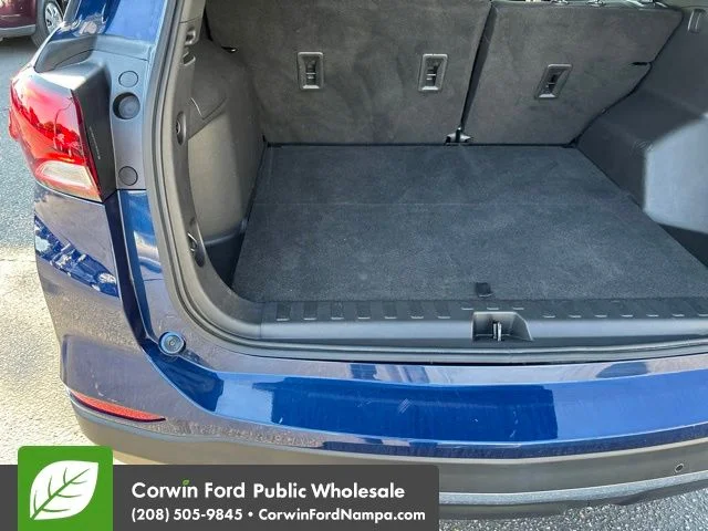 Used 2022 Blue Glow Metallic Chevrolet  image 29
